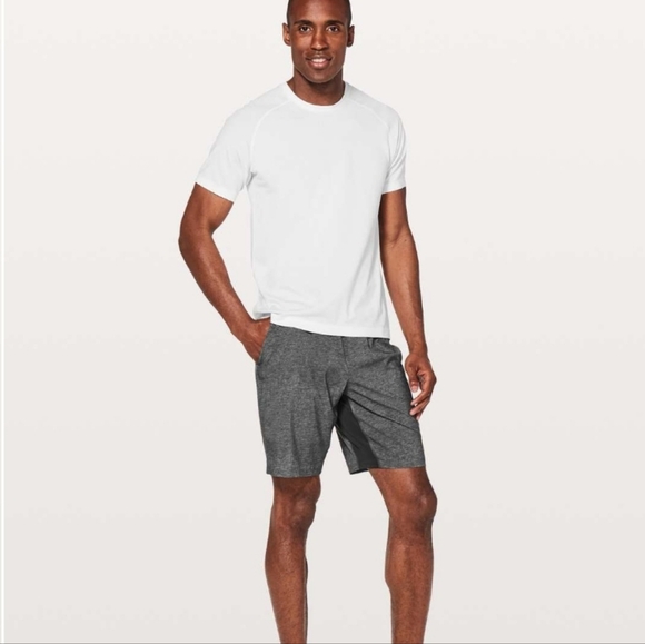 Lululemon T.H.E. Short *Linerless 9" M - Picture 1 of 9